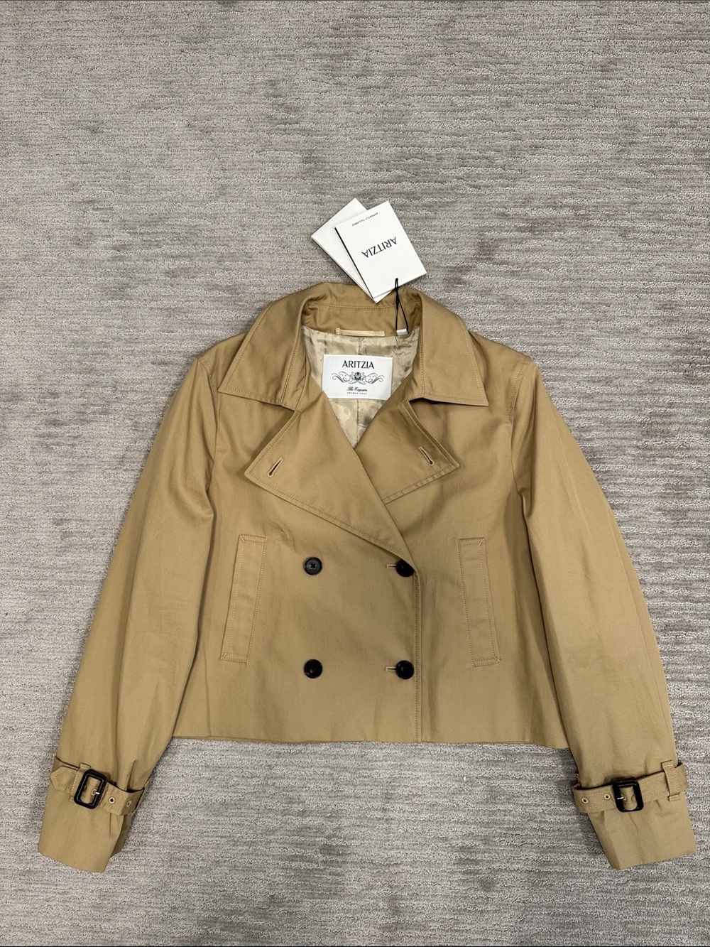 Aritzia NWT The Esquire Short Trench Coat Wicker Tan Size Small - Picture 11 of 16